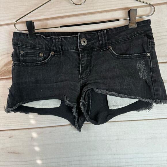 2.1 Denim Black Hot Pants Cut Off Shorts Size 28 - Picture 1 of 3
